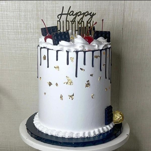 CAKE – CHOCOLATE, RED VELVET OR MIXED - Image 5