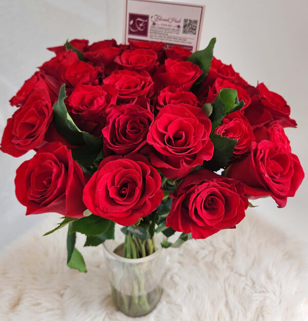 Allure Bouquet - Bouquet of red roses - Image 12