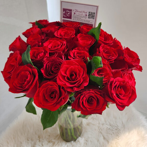 Allure Bouquet - Bouquet of red roses - Image 16