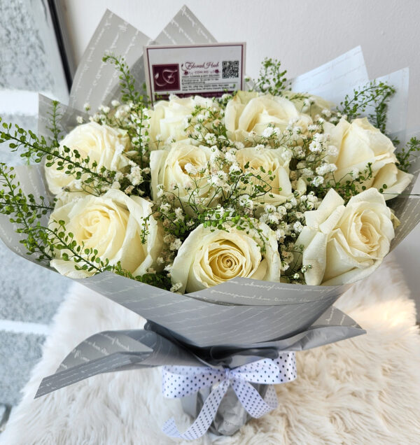 Purity Bouquet -  Bouquet of white roses with Million Stars - Image 4