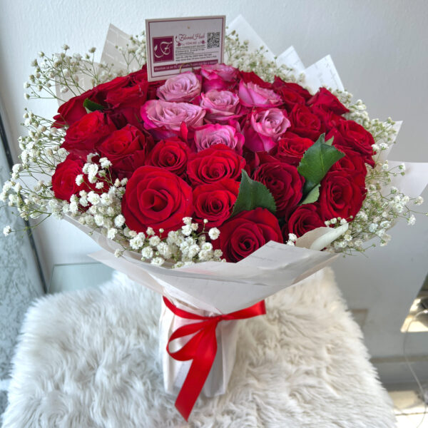 VIP Casablanca Bouquet - Bouquet of Red roses and Purple roses with million stars or lepidium - Image 5