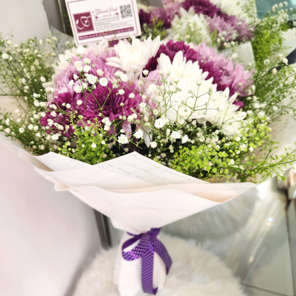 Chrysant Delight - Mixture of bright and vibrant chrysanthemums with lepidium or million stars - Image 3