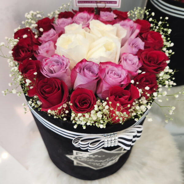 VIP Euphoria – Mixed Colours of Roses and Million Stars or Statice - Image 7