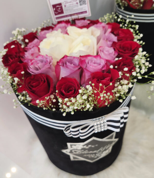 VIP Euphoria – Mixed Colours of Roses and Million Stars or Statice - Image 8