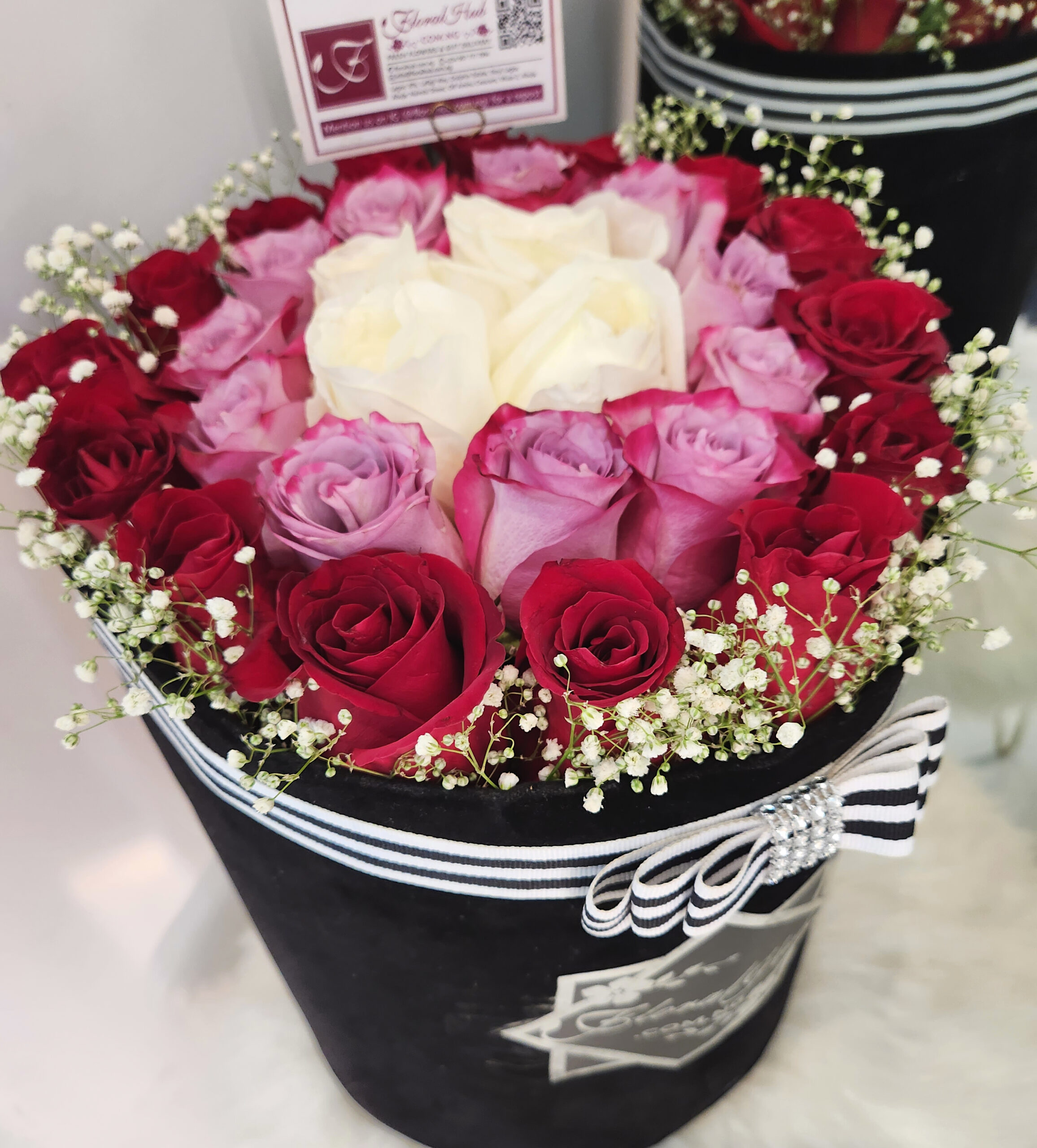Euphoria Box – Box of Mixed Colours of Roses and Million Stars or lepidium . . .