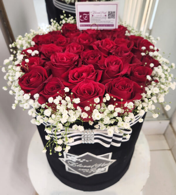 Bologna Box Arrangement -Box of red roses and million stars - Image 4